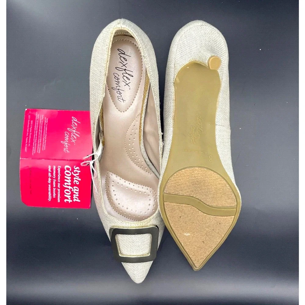 NWT -DEXFLEX Comfort Pumps Heels Textile Upper Gold Tone Metal Buckle Size 8 M